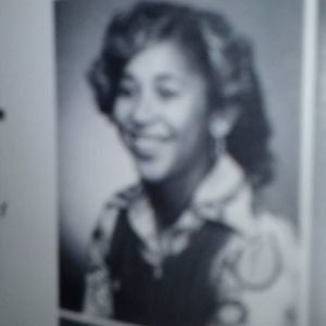 Meet your Posher, Gloria